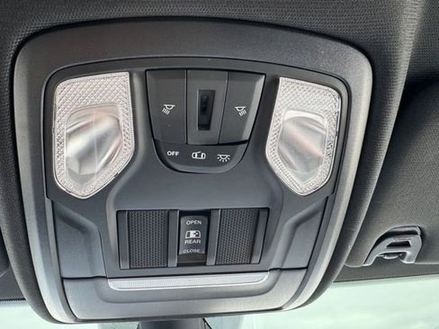 Used 2020 RAM 2500 Big Horn w/ Level 2 Equipment Group image 47