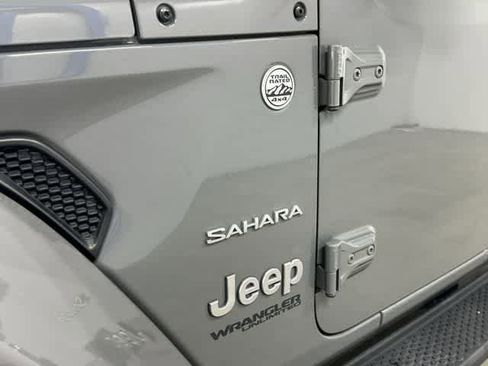 Used 2021 Jeep Wrangler Unlimited Sahara image 31