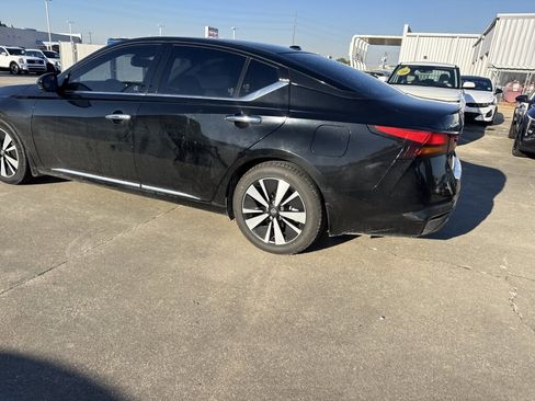 Used 2019 Nissan Altima 2.5 SV image 24