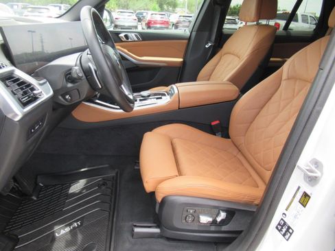 Used 2024 BMW X5 xDrive40i w/ Premium Package AWD/4WD image 19