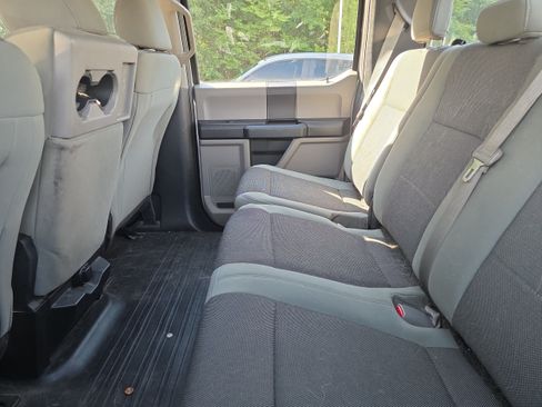 Used 2016 Ford F150 XL w/ Equipment Group 101A Mid AWD/4WD image 10