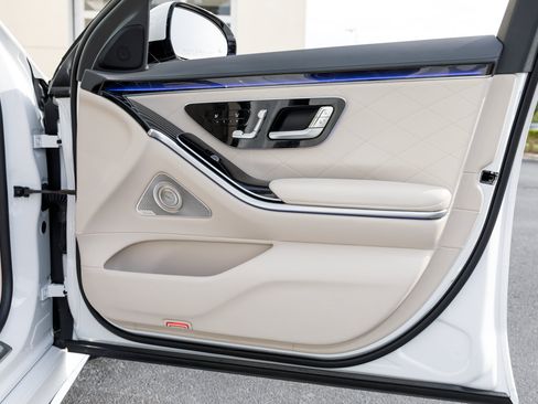 Used 2026 Mercedes-Benz S 580 4MATIC Sedan image 49