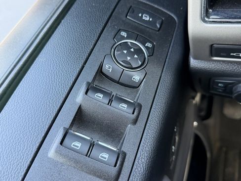 Used 2020 Ford F350 Lariat w/ Lariat Ultimate Package image 17