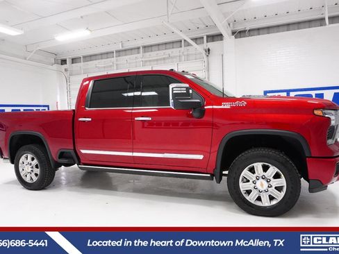 New 2026 Chevrolet Silverado 2500 High Country w/ High Country Premium Package image 4