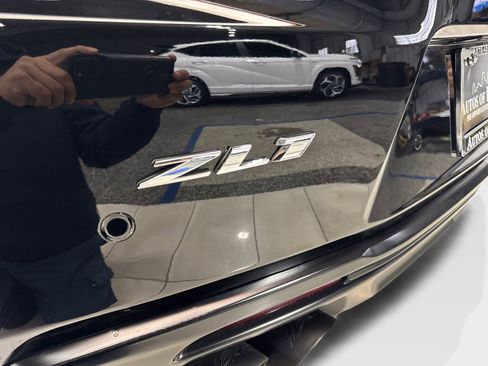 Used 2018 Chevrolet Camaro ZL1 RWD image 23