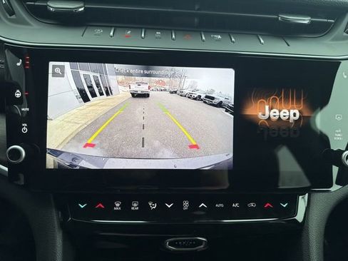 New 2026 Jeep Grand Cherokee L 4WD image 21