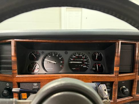 Used 1994 Jeep Cherokee Country AWD/4WD image 76