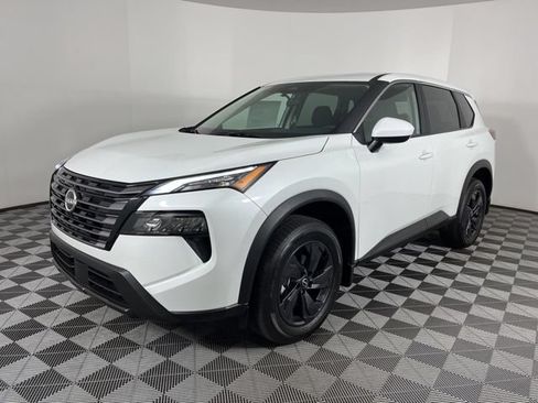 New 2026 Nissan Rogue SV FWD image 6
