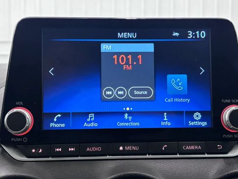 Used 2024 Nissan Sentra SR w/ SR Premium Package FWD image 40