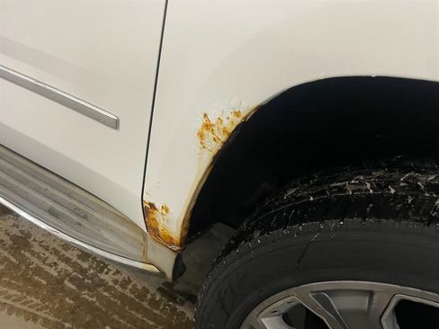 Used 2015 GMC Yukon XL Denali w/ Touring Package image 26