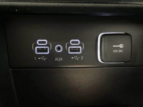 Used 2023 Jeep Grand Cherokee L Limited image 23