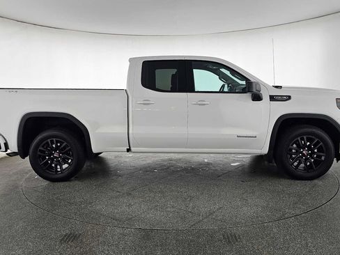 Used 2025 GMC Sierra 1500 Elevation w/ Preferred Package AWD/4WD image 4