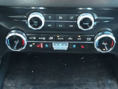 Used 2024 Ford F250 Lariat w/ Lariat Ultimate Package image 36