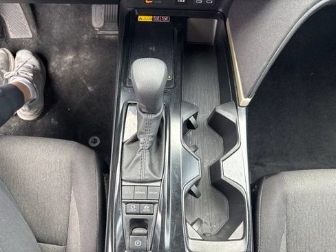 Used 2025 Toyota Camry LE FWD image 17