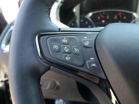 Used 2023 Chevrolet Equinox RS w/ RS Leather Package FWD image 14