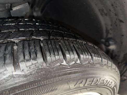 Certified 2017 Honda Pilot Touring image 7