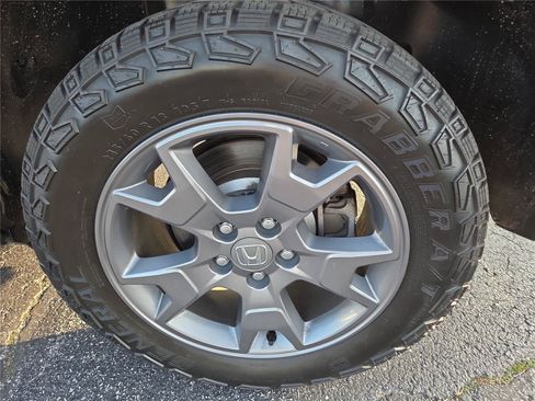 Used 2024 Honda Passport TrailSport image 29