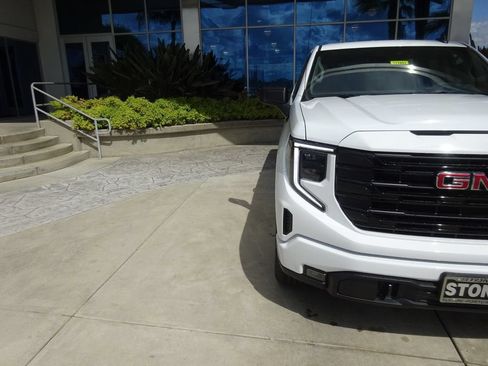 New 2026 GMC Sierra 1500 Elevation AWD/4WD image 29