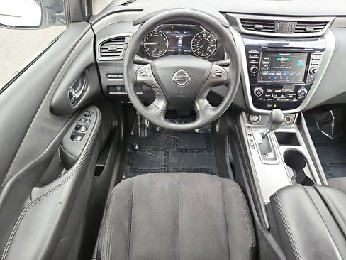 Certified 2021 Nissan Murano S image 11
