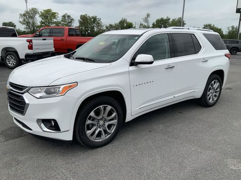 Used 2020 Chevrolet Traverse Premier AWD/4WD image 4