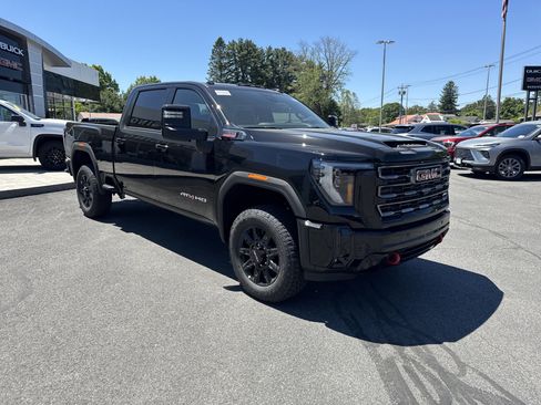 New 2026 GMC Sierra 2500 AT4 w/ AT4 Premium Plus Package AWD/4WD image 8
