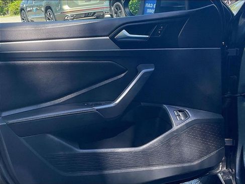 Certified 2023 Volkswagen Jetta S FWD image 9
