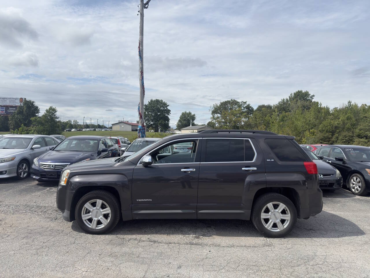 Used 2014 GMC Terrain SLE w/ Convenience Package AWD/4WD image 3
