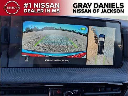 New 2026 Nissan Kicks SR w/ Cold Weather Package image 11