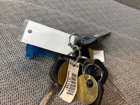 Used 2016 Chevrolet Express 3500 image 29