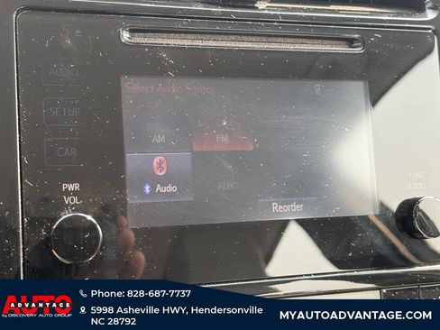 Used 2017 Toyota Prius Two FWD image 13