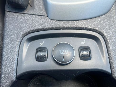 Used 2014 Ford Focus SE w/ Equipment Group 201A FWD image 21
