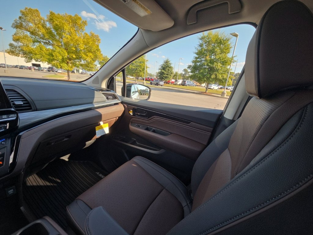 New 2027 Honda Odyssey Elite image 25