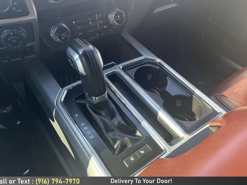 Used 2019 Ford F150 Platinum w/ Equipment Group 701A Luxury AWD/4WD image 18
