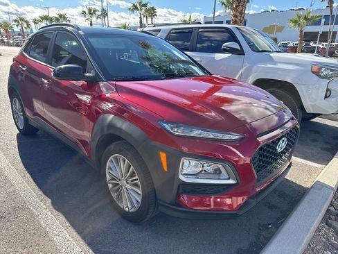 Used 2021 Hyundai Kona SEL w/ Winter Weather Package image 35