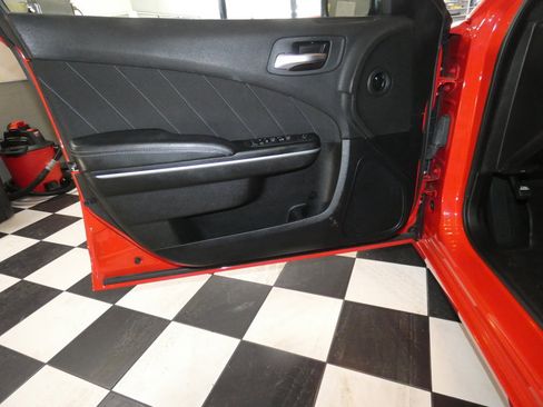 Used 2022 Dodge Charger SXT image 19