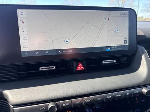 New 2026 Hyundai Ioniq 5 SEL image 9