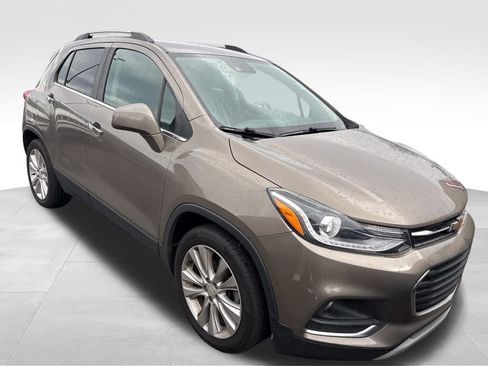 Used 2020 Chevrolet Trax Premier image 14