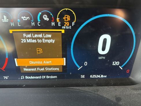 Used 2021 Ford F150 Lariat w/ Equipment Group 502A High image 23