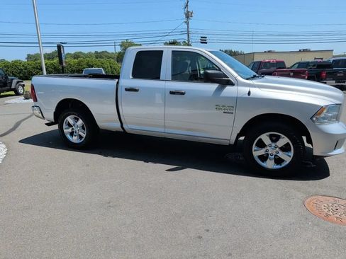 Used 2019 RAM 1500 Express w/ Express Value Package AWD/4WD image 6