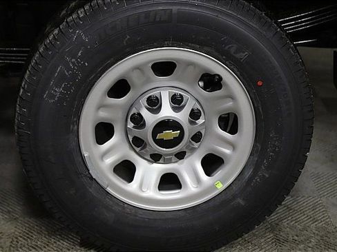 New 2025 Chevrolet Silverado 2500 W/T w/ WT Convenience Package image 5