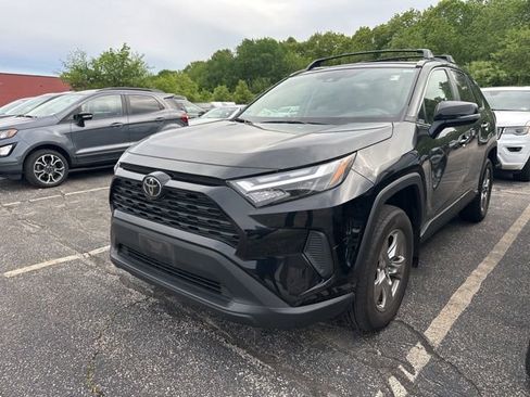 Used 2023 Toyota RAV4 XLE w/ Convenience Package AWD/4WD image 3
