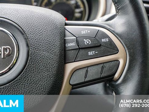 Used 2016 Jeep Cherokee Sport FWD image 30