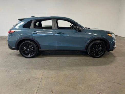 Used 2026 Honda HR-V Sport image 2