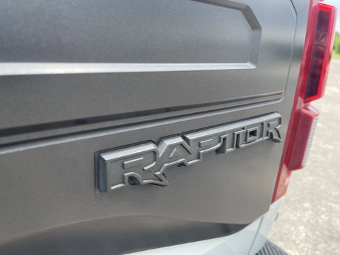 Used 2017 Ford F150 Raptor w/ Equipment Group 802A Luxury AWD/4WD image 12