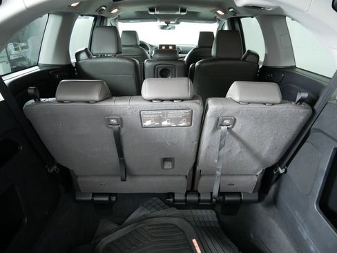 Used 2019 Honda Odyssey EX-L image 17