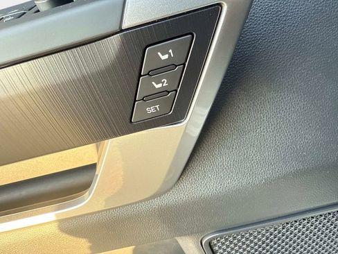 New 2025 Toyota Tundra Platinum image 19