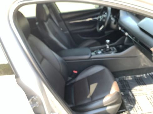 Used 2025 MAZDA MAZDA3 2.5 S Hatchback w/ Premium Pkg FWD image 32