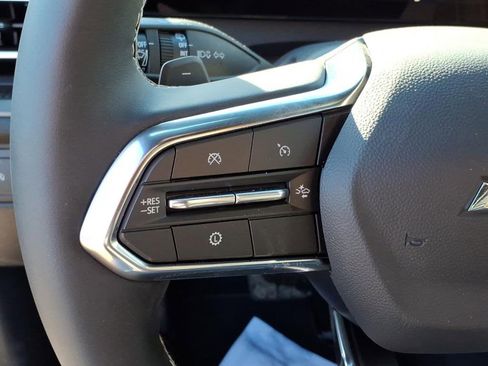 New 2026 Chevrolet Traverse LT image 17