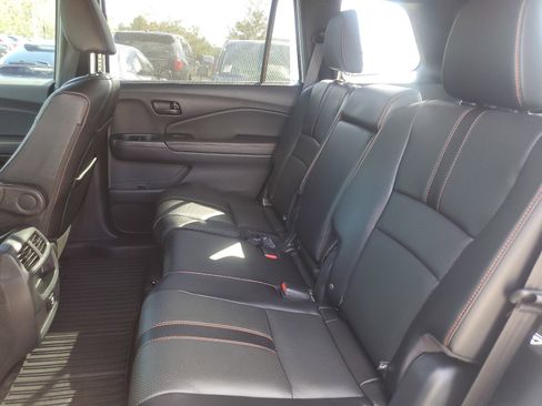 Used 2023 Honda Passport TrailSport image 19