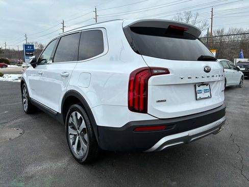 Used 2021 Kia Telluride EX w/ EX Premium Package image 5